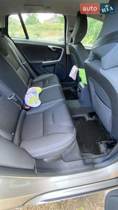 Універсал Volvo V60 2014 в Первомайську