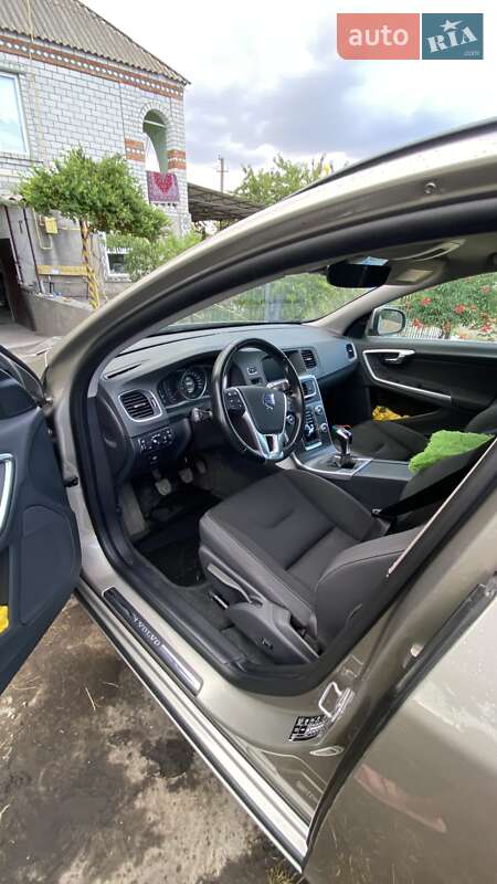 Універсал Volvo V60 2014 в Первомайську