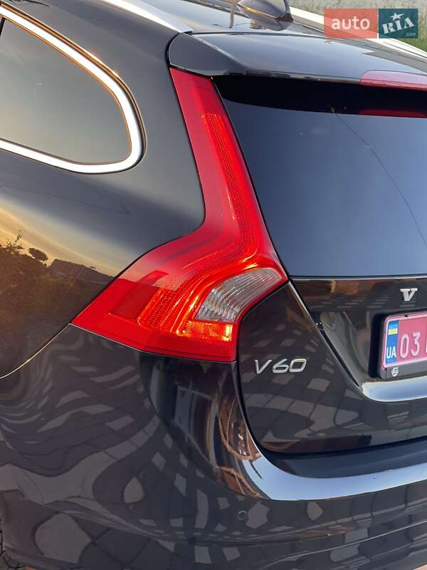 Универсал Volvo V60 2014 в Звягеле