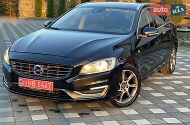 Универсал Volvo V60 2014 в 