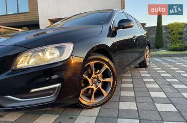 Универсал Volvo V60 2014 в 