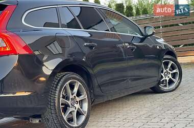 Универсал Volvo V60 2014 в 