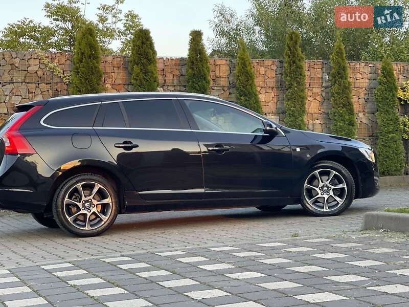 Универсал Volvo V60 2014 в Звягеле