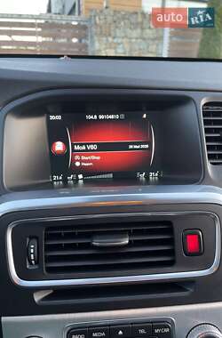 Универсал Volvo V60 2014 в 