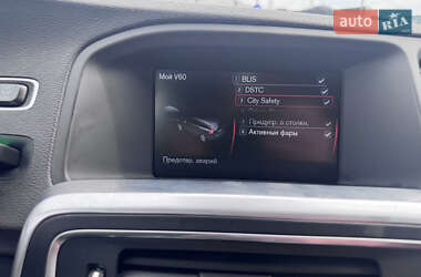 Универсал Volvo V60 2012 в 
