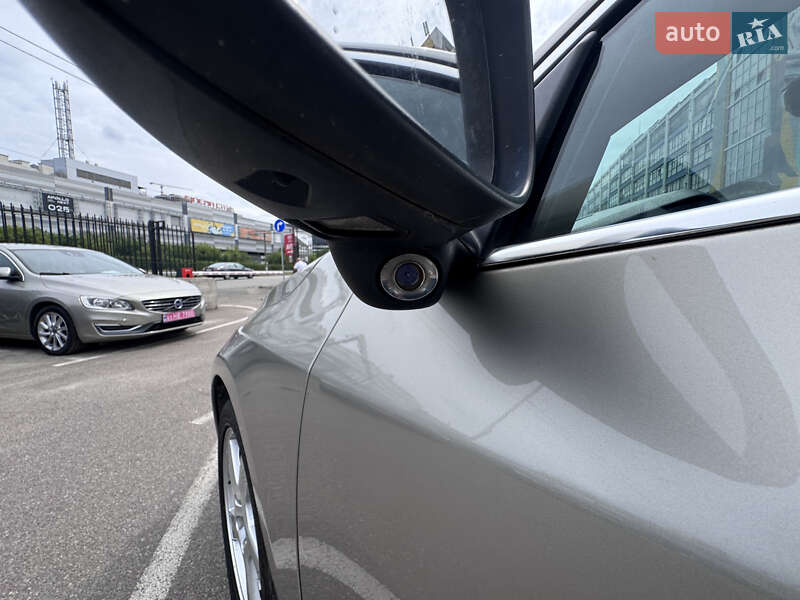 Универсал Volvo V60 2012 в Киеве