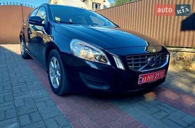 Универсал Volvo V60 2012 в Бродах