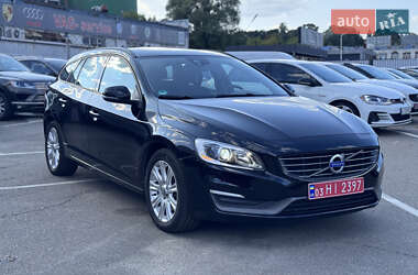 Универсал Volvo V60 2013 в 