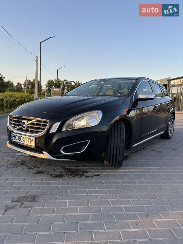 Универсал Volvo V60 2012 в Золочеве