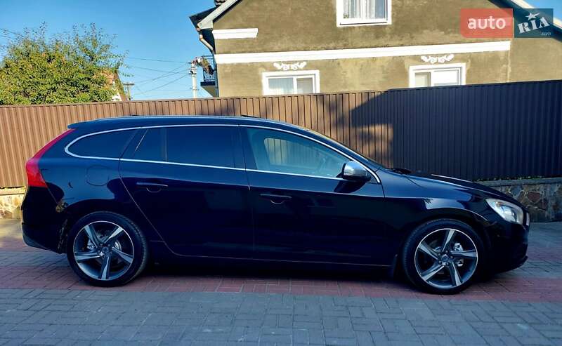 Универсал Volvo V60 2012 в Бродах