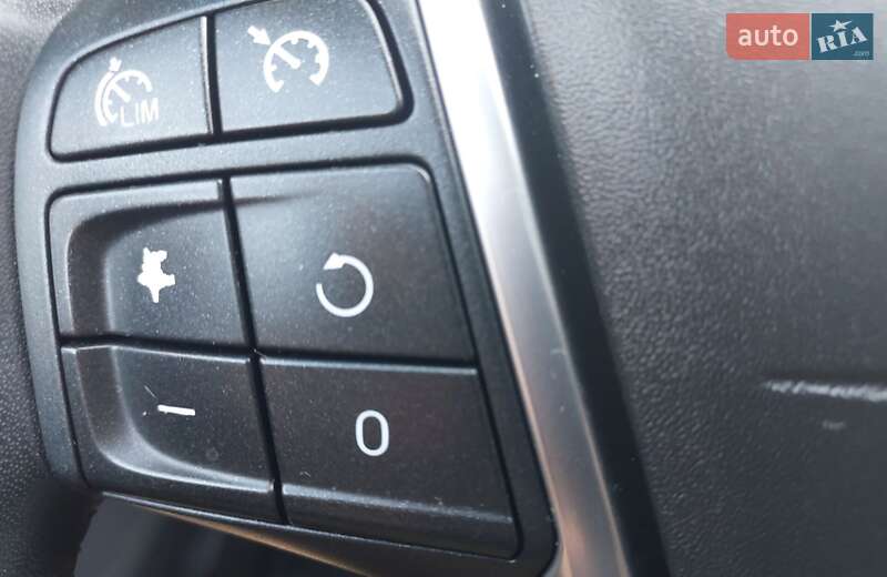 Универсал Volvo V60 2012 в Бродах