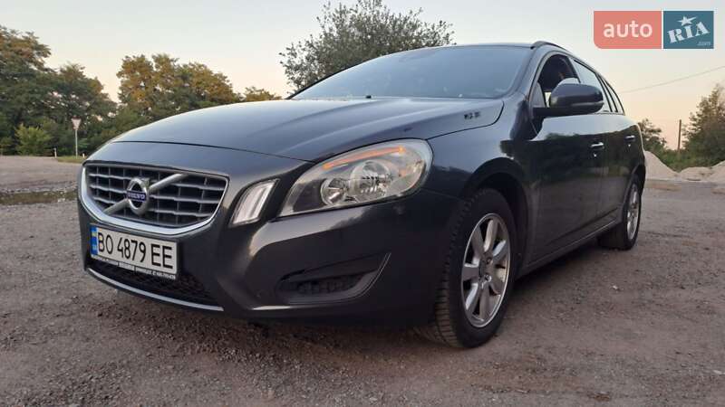Volvo V60 2011