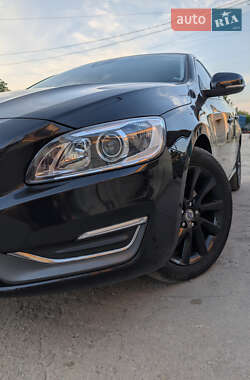 Универсал Volvo V60 2013 в Павлограде