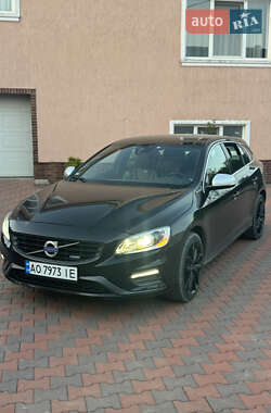 Универсал Volvo V60 2014 в 