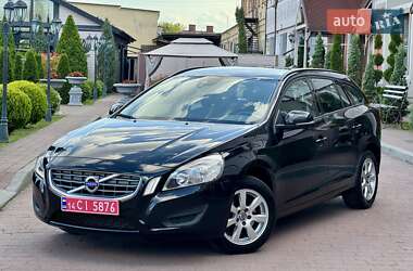 Универсал Volvo V60 2012 в 