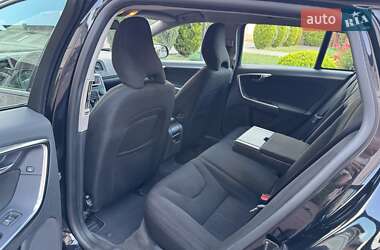 Универсал Volvo V60 2012 в 