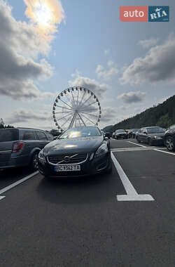 Універсал Volvo V60 2012 в Львові