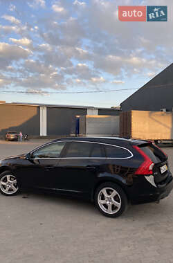 Универсал Volvo V60 2011 в 