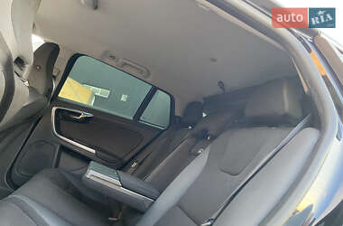 Универсал Volvo V60 2011 в 