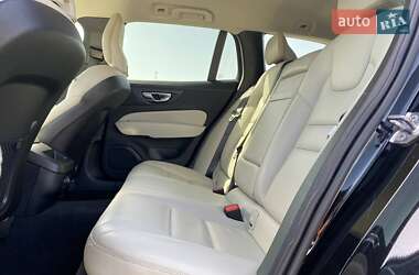 Универсал Volvo V60 2019 в 