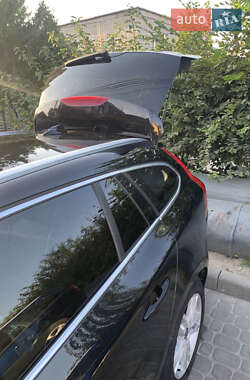Универсал Volvo V60 2013 в 