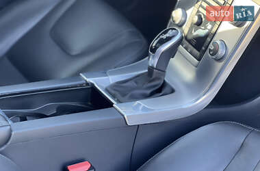 Универсал Volvo V60 2016 в 