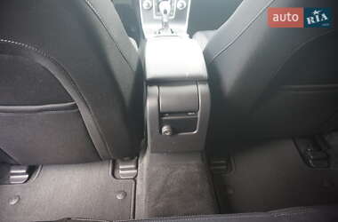 Универсал Volvo V60 2015 в 