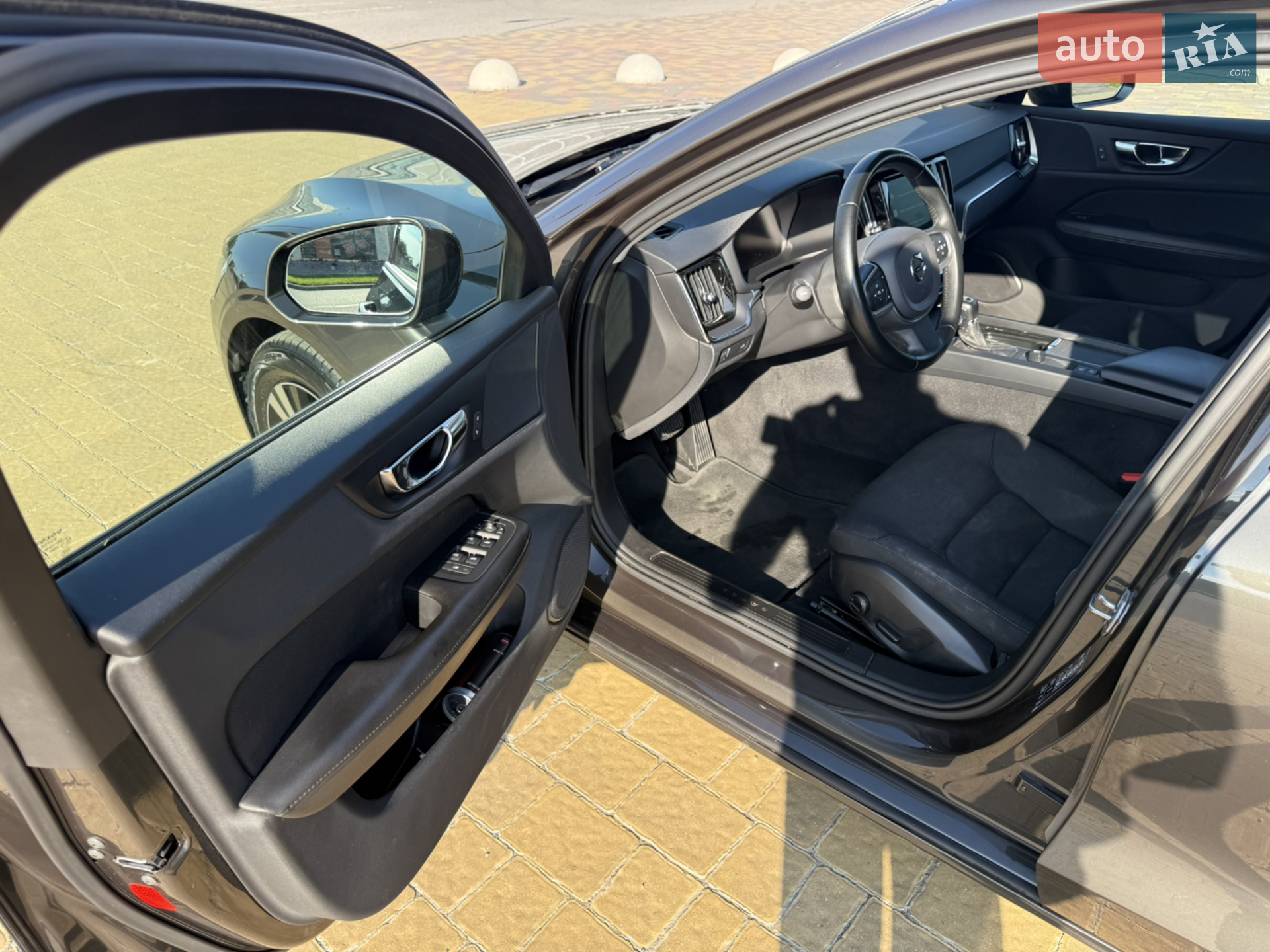 2019 Volvo V60 - мініатюра 15