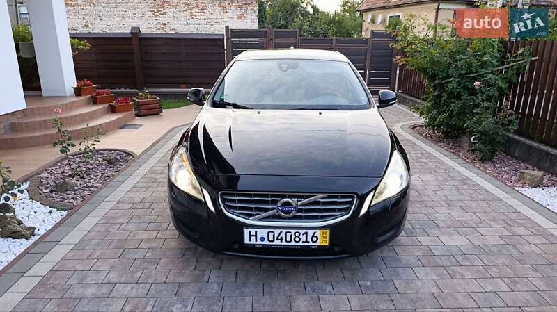 Универсал Volvo V60 2011 в Стрые