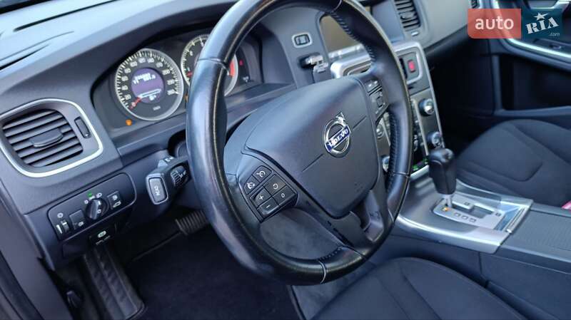 Универсал Volvo V60 2011 в Стрые