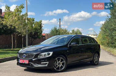 Универсал Volvo V60 2015 в 