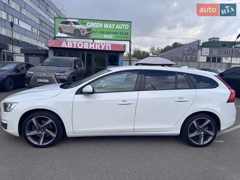 Универсал Volvo V60 2016 в Киеве фото 10 Универсал Volvo V60 2016 в Киеве