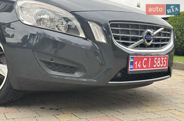 Універсал Volvo V60 2013 в 
