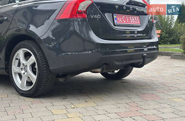 Універсал Volvo V60 2013 в 