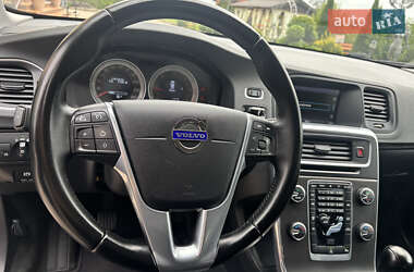 Універсал Volvo V60 2013 в 