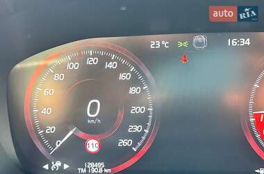 Универсал Volvo V60 2021 в 