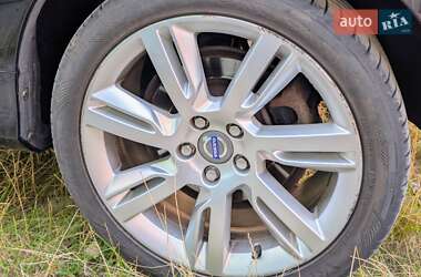 Универсал Volvo V60 2012 в 