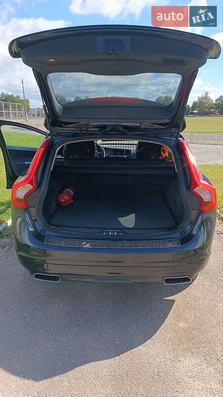 Универсал Volvo V60 2014 в Житомире