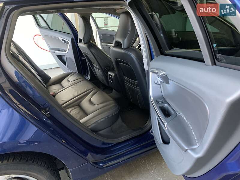 Універсал Volvo V60 2011 в Львові