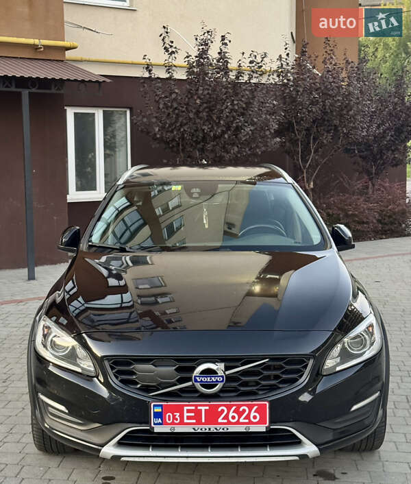 Volvo V60 2017