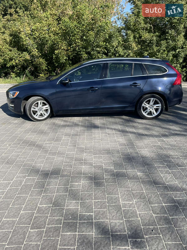 Универсал Volvo V60 2014 в Тернополе