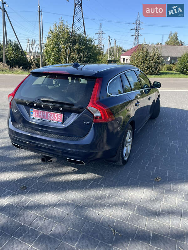 Универсал Volvo V60 2014 в Тернополе