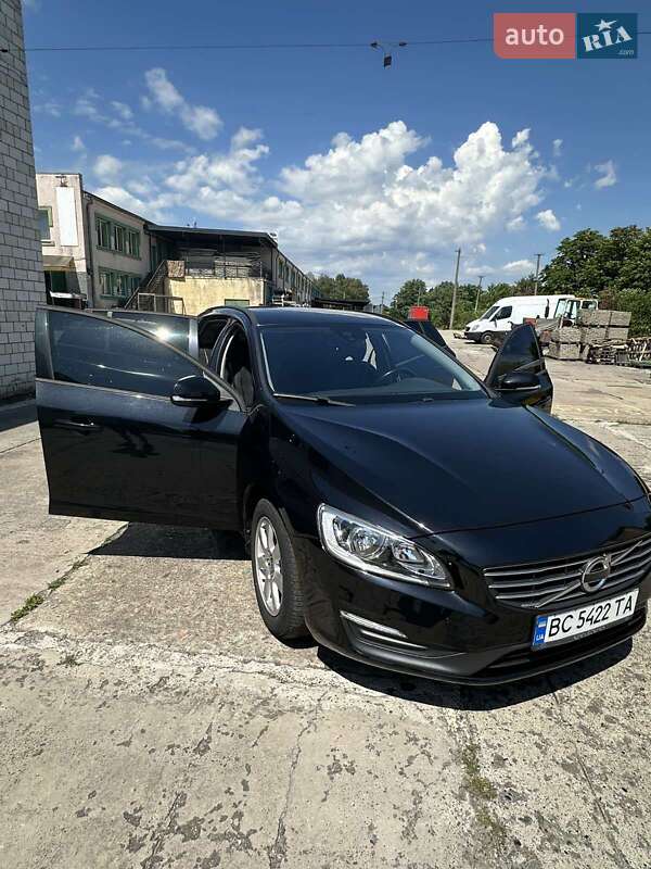 Volvo V60 2014