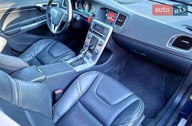Универсал Volvo V60 2014 в Ровно