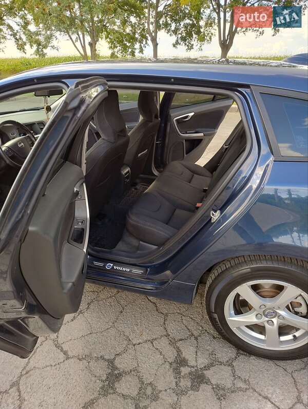 Универсал Volvo V60 2014 в Владимире