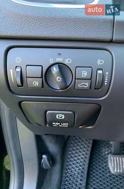 Универсал Volvo V60 2011 в 