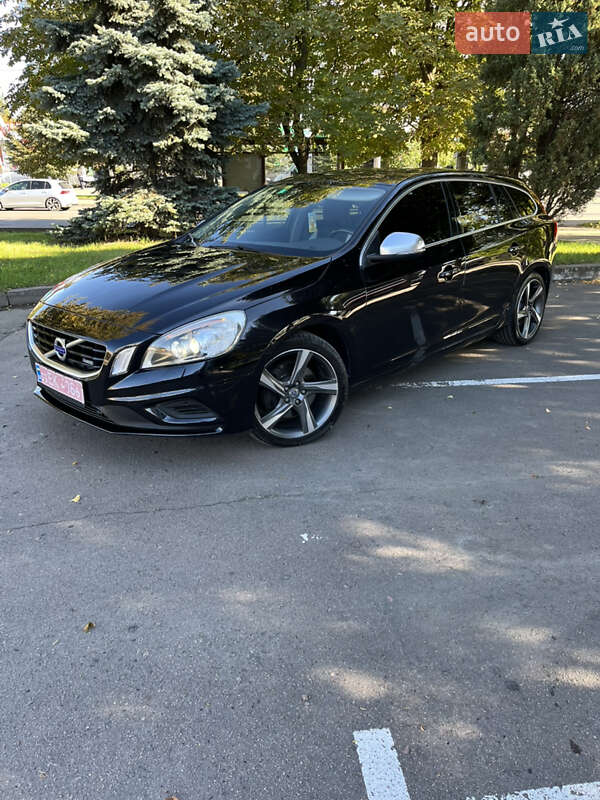Volvo V60 2011