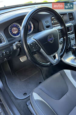 Универсал Volvo V60 2011 в 