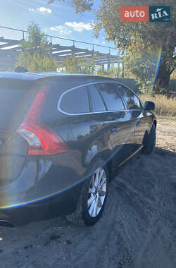 Универсал Volvo V60 2014 в 