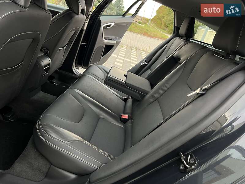 Универсал Volvo V60 2012 в Стрые